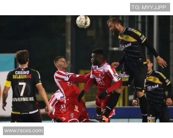 摩斯高伦与洛克伦的对决分析及赛季表现对比探讨