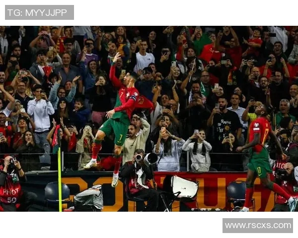 法荷对决精彩纷呈足球盛宴引发全球关注与热议